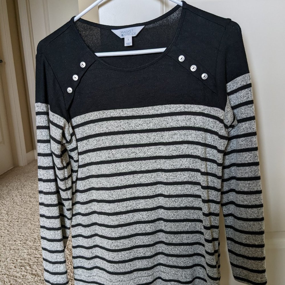 Market & Spruce Gloria Button Detail Brushed Knit Top